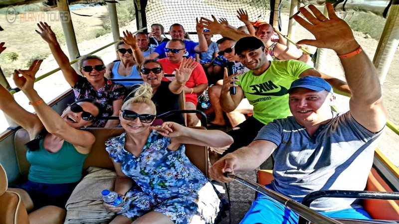 Monster safari in Alanya with Cabrio bus Photo 5