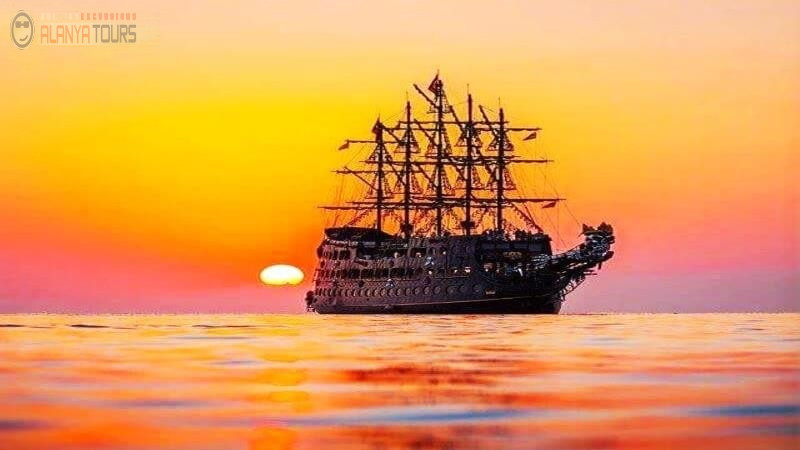 Alanya sunset boat trip Photo 0